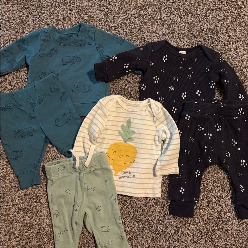 3 Baby Clothing Sets
